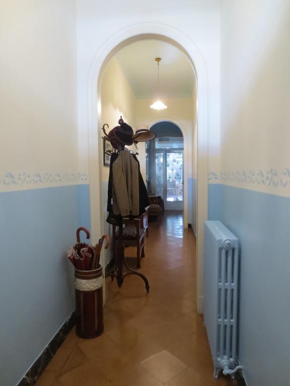 1900 B&B Terrassa Bagian luar foto