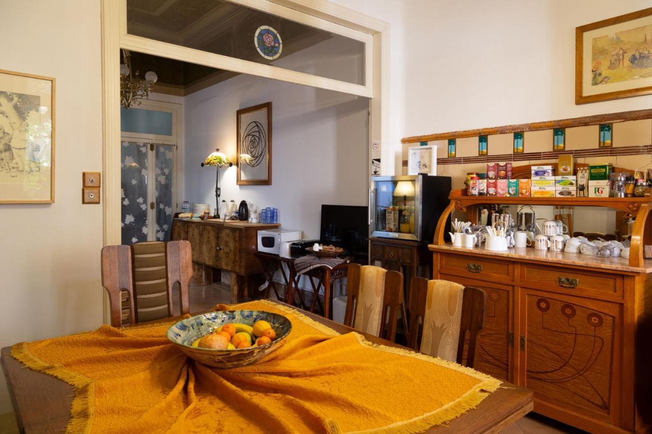 1900 B&B Terrassa Bagian luar foto